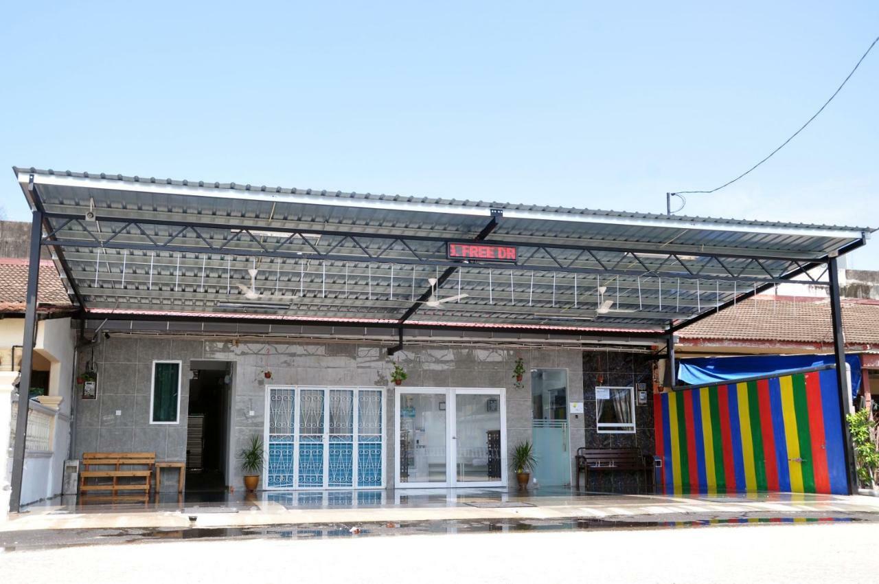 Teruntum 96 Guest House Kuantan Eksteriør billede